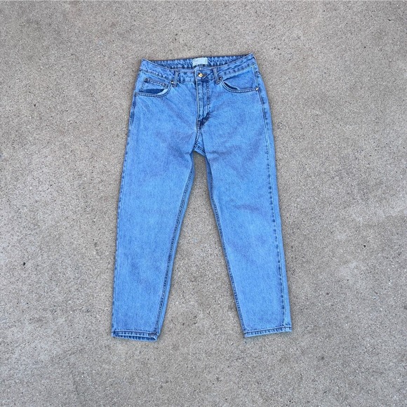 ASOS DESIGN Classic Rigid Mid Wash Jeans - Picture 1 of 3